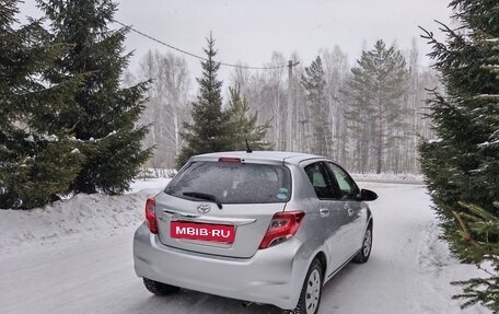 Toyota Vitz, 2015 год, 865 000 рублей, 3 фотография