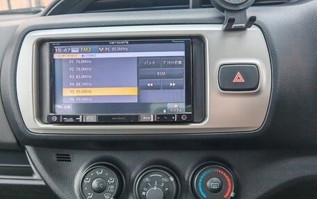 Toyota Vitz, 2015 год, 865 000 рублей, 7 фотография