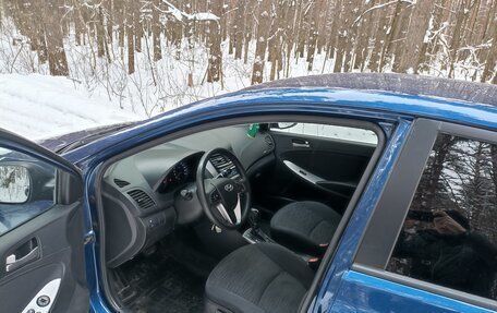 Hyundai Solaris II рестайлинг, 2015 год, 900 000 рублей, 3 фотография