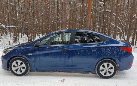 Hyundai Solaris II рестайлинг, 2015 год, 900 000 рублей, 4 фотография