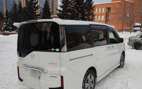 Honda Stepwgn IV, 2019 год, 2 800 000 рублей, 3 фотография