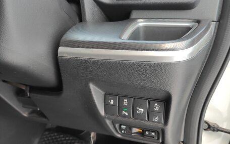 Honda Stepwgn IV, 2019 год, 2 800 000 рублей, 7 фотография