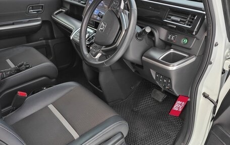 Honda Stepwgn IV, 2019 год, 2 800 000 рублей, 5 фотография