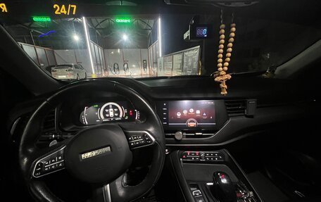 Haval F7x I, 2021 год, 1 695 000 рублей, 10 фотография