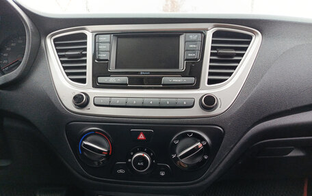 Hyundai Solaris II рестайлинг, 2021 год, 1 570 000 рублей, 19 фотография