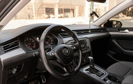 Volkswagen Passat B8 рестайлинг, 2016 год, 1 539 000 рублей, 5 фотография