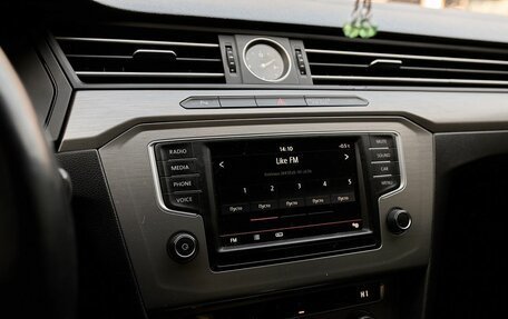 Volkswagen Passat B8 рестайлинг, 2016 год, 1 539 000 рублей, 9 фотография