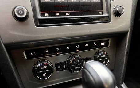 Volkswagen Passat B8 рестайлинг, 2016 год, 1 539 000 рублей, 11 фотография