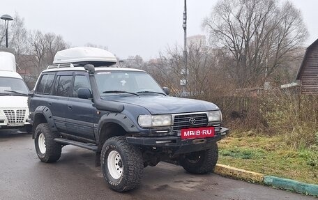 Toyota Land Cruiser 80 рестайлинг, 1997 год, 1 600 000 рублей, 2 фотография