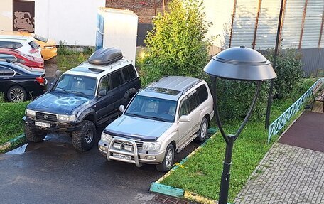 Toyota Land Cruiser 80 рестайлинг, 1997 год, 1 600 000 рублей, 16 фотография