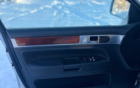 Volkswagen Touareg III, 2003 год, 880 000 рублей, 11 фотография