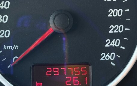 Volkswagen Touareg III, 2003 год, 880 000 рублей, 13 фотография