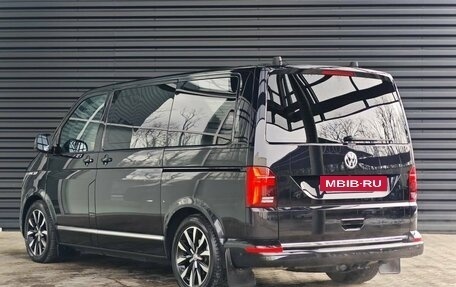 Volkswagen Multivan T6 рестайлинг, 2023 год, 10 950 000 рублей, 7 фотография