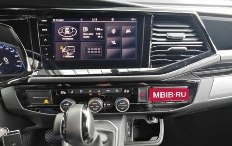 Volkswagen Multivan T6 рестайлинг, 2023 год, 10 950 000 рублей, 14 фотография