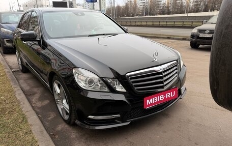 Mercedes-Benz E-Класс, 2012 год, 2 100 000 рублей, 1 фотография