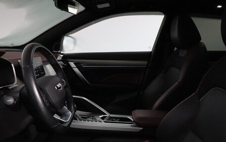 Geely Coolray I, 2021 год, 1 799 000 рублей, 8 фотография