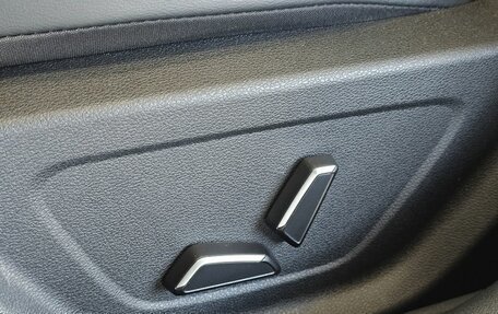 Geely Emgrand, 2024 год, 2 249 000 рублей, 15 фотография