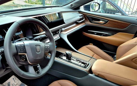 Toyota Crown, 2025 год, 9 800 000 рублей, 17 фотография