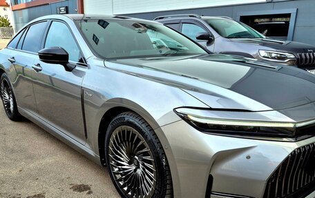 Toyota Crown, 2025 год, 9 800 000 рублей, 24 фотография