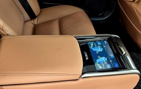 Toyota Crown, 2025 год, 9 800 000 рублей, 31 фотография