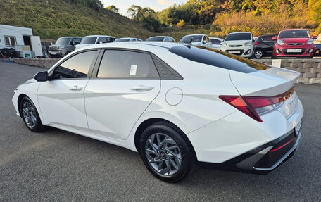 Hyundai Avante, 2024 год, 2 100 000 рублей, 3 фотография