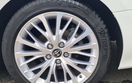 Toyota Camry, 2020 год, 2 850 000 рублей, 4 фотография