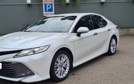 Toyota Camry, 2020 год, 2 850 000 рублей, 13 фотография