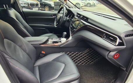 Toyota Camry, 2020 год, 2 850 000 рублей, 7 фотография