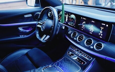 Mercedes-Benz E-Класс, 2020 год, 5 900 000 рублей, 10 фотография