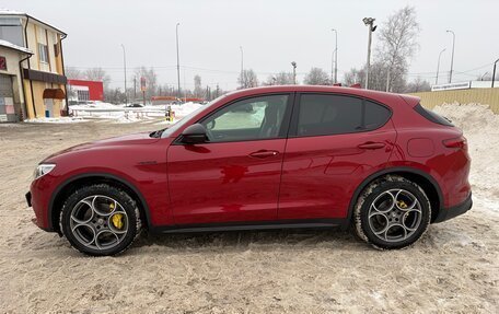 Alfa Romeo Stelvio, 2018 год, 3 500 000 рублей, 3 фотография