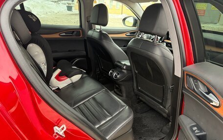 Alfa Romeo Stelvio, 2018 год, 3 500 000 рублей, 10 фотография