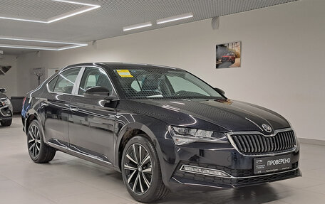 Skoda Superb III рестайлинг, 2025 год, 3 850 000 рублей, 3 фотография