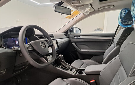 Skoda Superb III рестайлинг, 2025 год, 3 850 000 рублей, 20 фотография