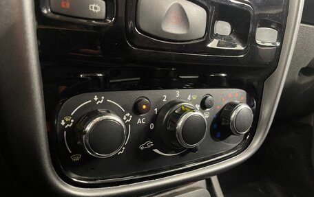 Renault Duster I рестайлинг, 2013 год, 830 000 рублей, 16 фотография