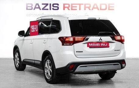 Mitsubishi Outlander III рестайлинг 3, 2019 год, 2 399 000 рублей, 7 фотография