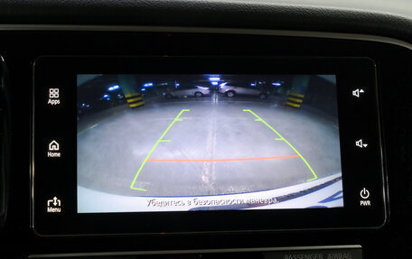 Mitsubishi Outlander III рестайлинг 3, 2019 год, 2 399 000 рублей, 26 фотография