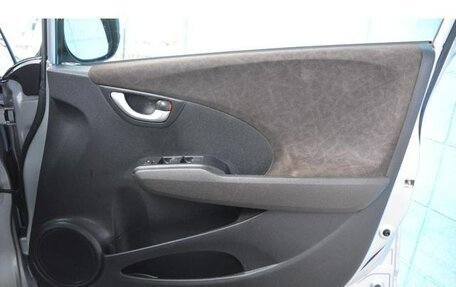 Honda Fit Shuttle I рестайлинг, 2014 год, 901 000 рублей, 13 фотография