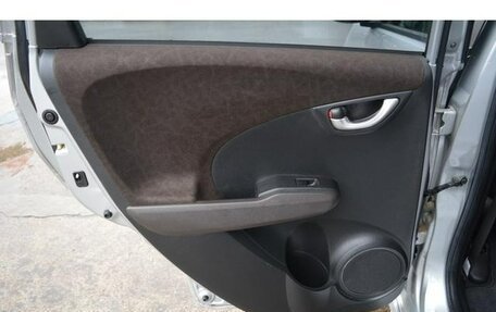 Honda Fit Shuttle I рестайлинг, 2014 год, 901 000 рублей, 20 фотография