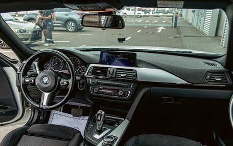 BMW 3 серия, 2015 год, 1 895 000 рублей, 18 фотография