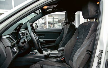 BMW 3 серия, 2015 год, 1 895 000 рублей, 13 фотография