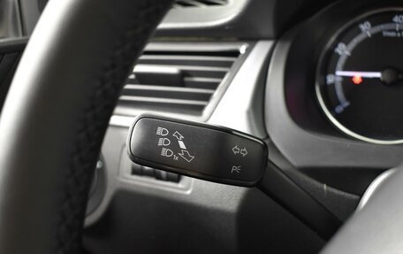 Skoda Rapid I, 2018 год, 1 055 000 рублей, 14 фотография