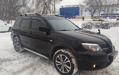 Mitsubishi Outlander III рестайлинг 3, 2006 год, 650 000 рублей, 7 фотография