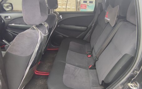 Mitsubishi Outlander III рестайлинг 3, 2006 год, 650 000 рублей, 10 фотография