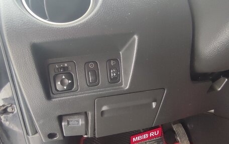 Mitsubishi Outlander III рестайлинг 3, 2006 год, 650 000 рублей, 19 фотография