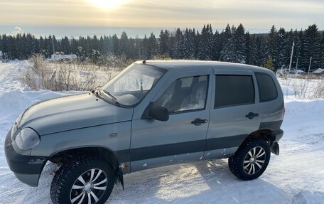 Chevrolet Niva I рестайлинг, 2005 год, 270 000 рублей, 4 фотография