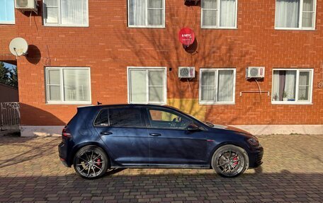 Volkswagen Golf GTI VII, 2017 год, 2 100 000 рублей, 2 фотография