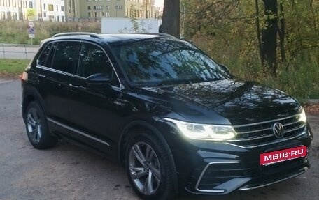 Volkswagen Tiguan II, 2021 год, 4 500 000 рублей, 1 фотография