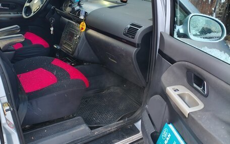 Volkswagen Sharan I рестайлинг, 2005 год, 600 000 рублей, 11 фотография