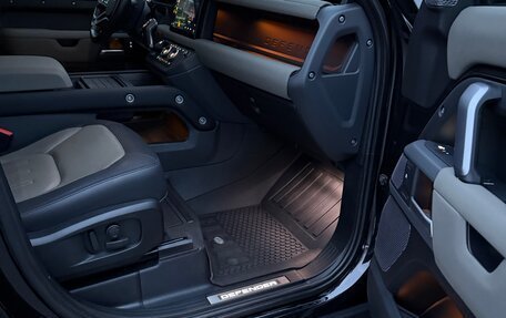 Land Rover Defender II, 2021 год, 5 930 000 рублей, 13 фотография