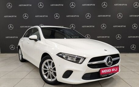 Mercedes-Benz A-Класс, 2019 год, 2 680 000 рублей, 3 фотография